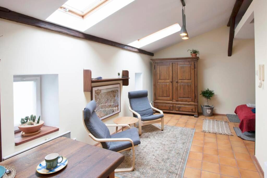 Bright Loft In Amazing Location Apartment Krakow Bagian luar foto